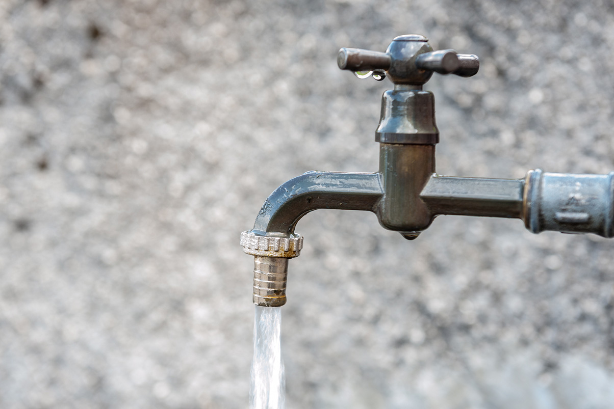 Regularización de Derechos de Agua en Chile: Reforma al Código de Aguas y Plazo 2027